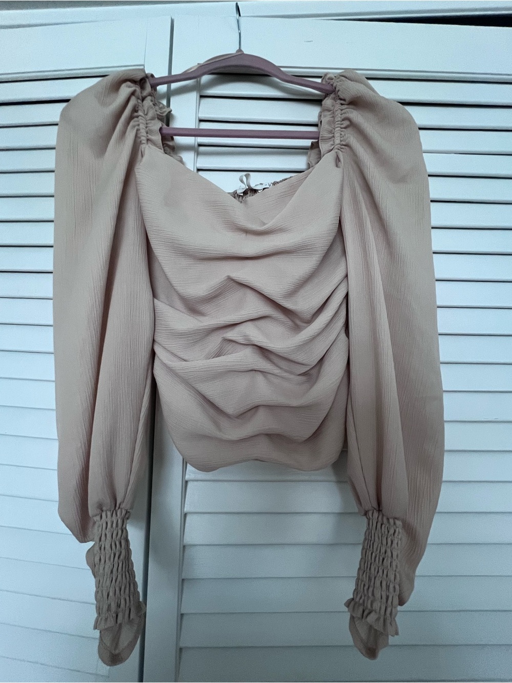 ASTR Ruched Puff-Sleeve Women's Top in Light Pink